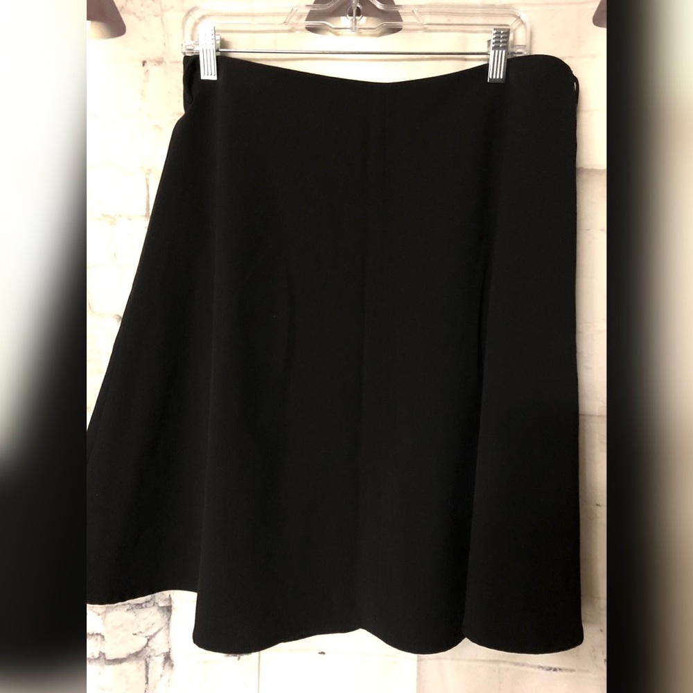 Nine West black skirt